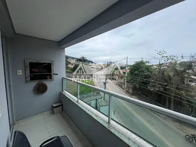 Apartamento 2 quartos e 1 banheiro, à venda, no bairro São Sebastião em Palhoça
