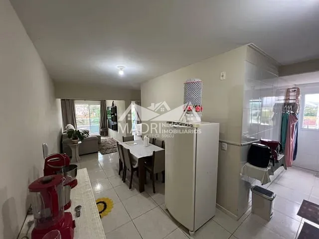 Apartamento 2 quartos e 1 banheiro, à venda, no bairro São Sebastião em Palhoça