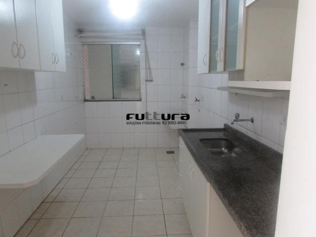 Apartamento 2 quartos e 2 banheiros, para alugar, no bairro Alto da Glória em Goiânia
