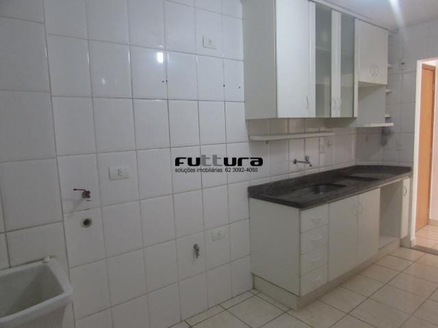 Apartamento 2 quartos e 2 banheiros, para alugar, no bairro Alto da Glória em Goiânia