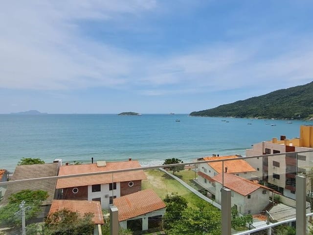 Apartamento 3 quartos e 4 banheiros, à venda, no bairro Ingleses do Rio Vermelho em Florianópolis