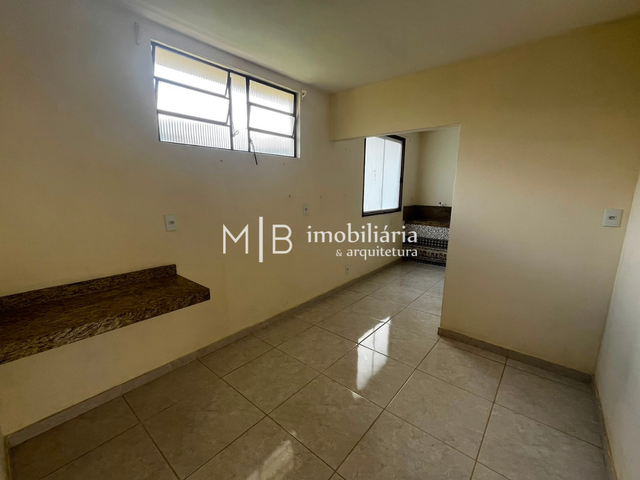 Apartamento 3 quartos e 2 banheiros, à venda, no bairro Menezes em Cataguases