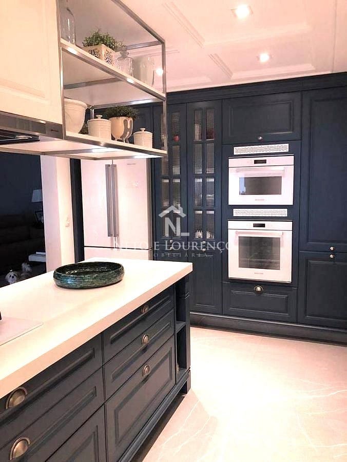 Apartamento à venda com 3 quartos, 146m² - Foto 9