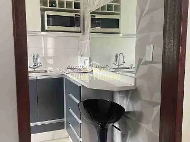 Apartamento 2 quartos e 1 banheiro, à venda, no bairro Três Poços em Volta Redonda