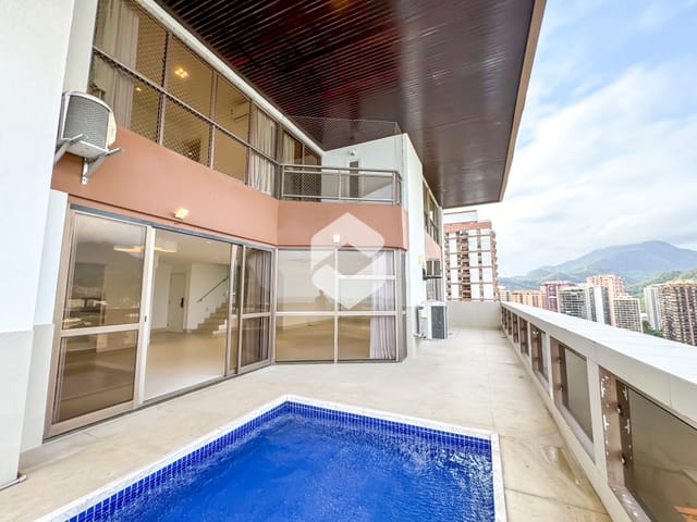 Apartamento com 300m² 4 quartos e 3 banheiros, à venda, no bairro Barra da Tijuca em Rio de Janeiro