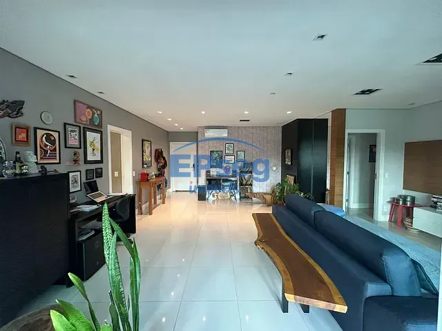 Apartamento com 262m² 3 quartos e 4 banheiros, para alugar, no bairro Gleba Fazenda Palhano em Londrina