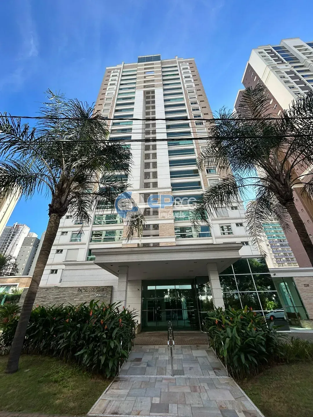 Apartamento, 3 quartos, 165 m² - Foto 1