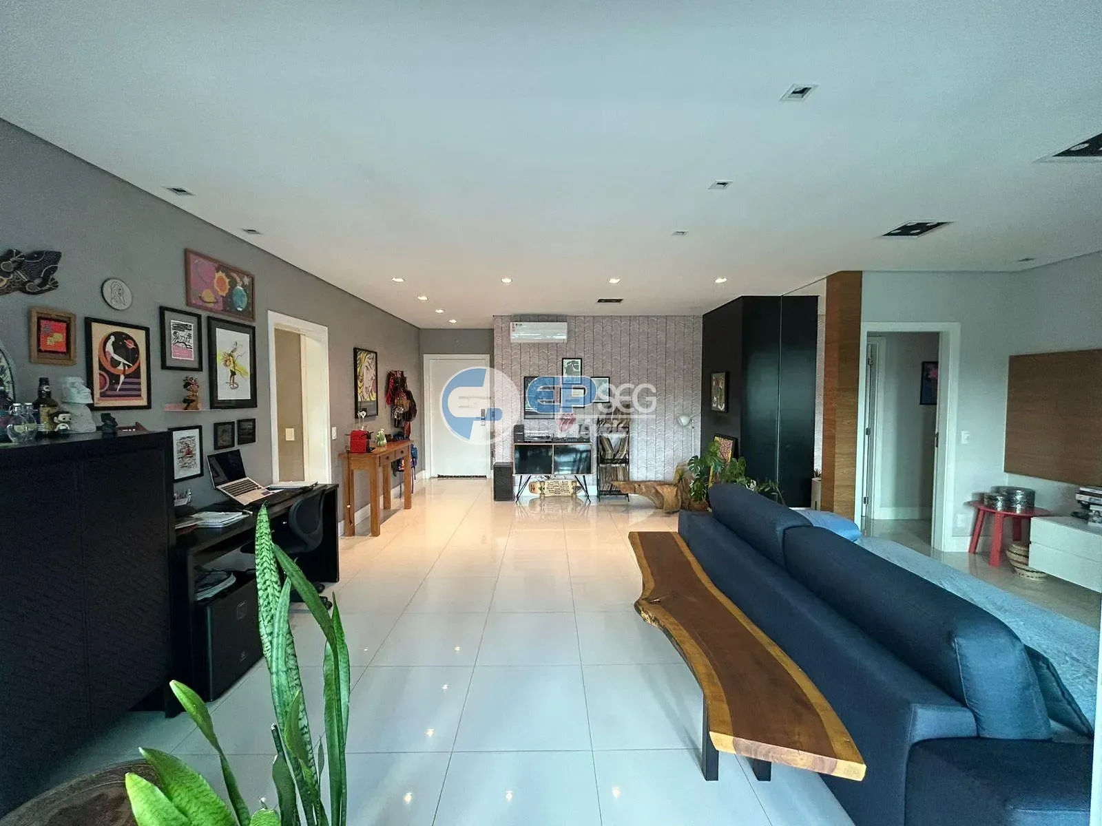 Apartamento, 3 quartos, 165 m² - Foto 2