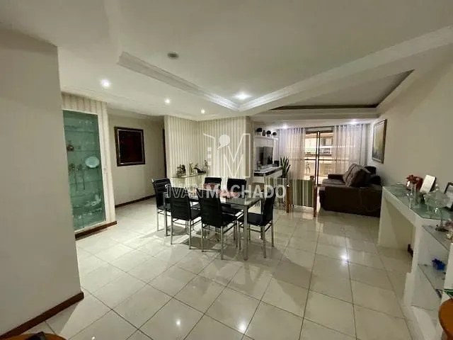 Apartamento com 219m² 4 quartos e 4 banheiros, à venda, no bairro Itapuã em Vila Velha