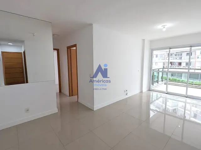 Apartamento com 75m² 2 quartos e 2 banheiros, à venda, no bairro Recreio dos Bandeirantes em Rio de Janeiro