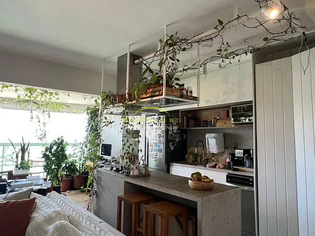 Apartamento 2 quartos e 2 banheiros, à venda, no bairro Rio Vermelho em Salvador