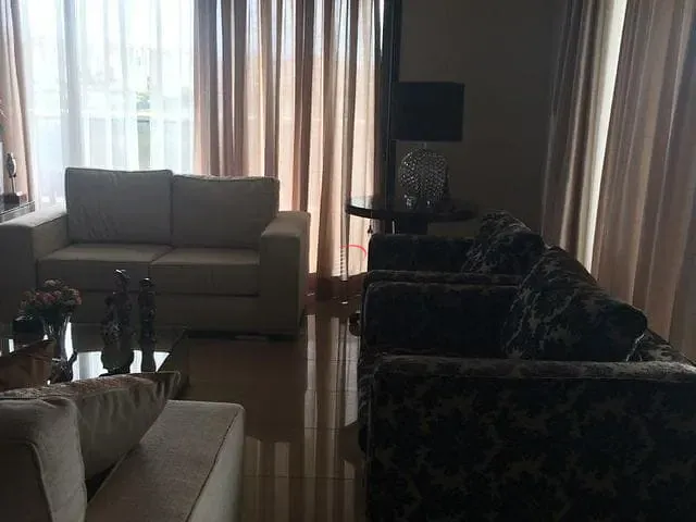 Apartamento com 660m² 4 quartos e 6 banheiros, à venda, no bairro Gleba Palhano em Londrina
