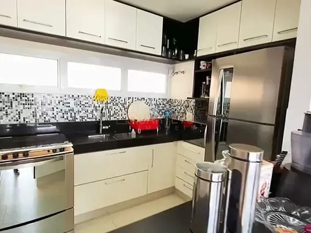 Apartamento 3 quartos e 3 banheiros, à venda, no bairro Jardim Paulista em São Paulo
