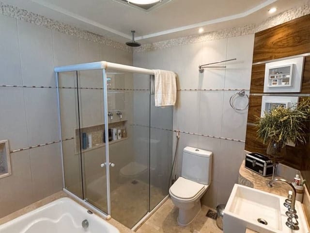 Apartamento 3 quartos e 4 banheiros, à venda, no bairro Praia do Pecado em Macaé