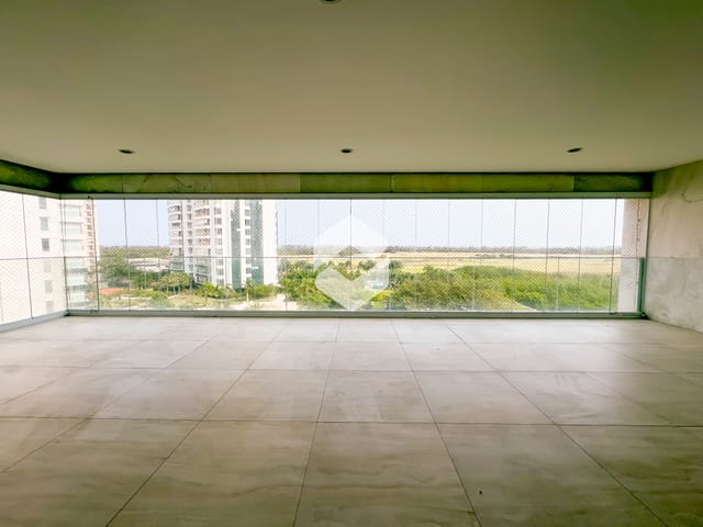 Apartamento com 384m² 4 quartos e 6 banheiros, à venda ou para alugar, no bairro Barra da Tijuca em Rio de Janeiro