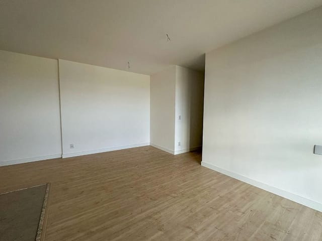 Apartamento com 84m² 3 quartos e 2 banheiros, à venda, no bairro Terra Bonita em Londrina