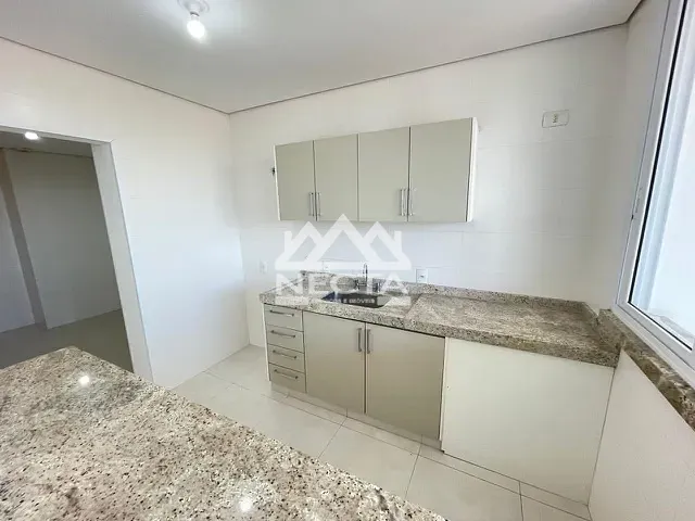 Apartamento com 130m² 3 quartos e 2 banheiros, à venda, no bairro Jardim Aruan em Caraguatatuba