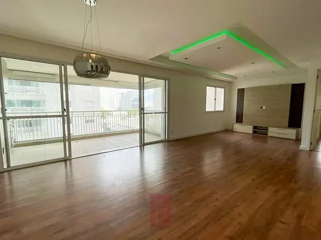 Apartamento com 132m² 3 quartos e 4 banheiros, à venda, no bairro Barra Funda em São Paulo