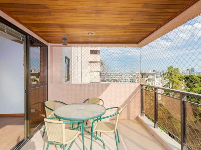 Foto do Apartamento - Cabral, Apto 264m²,  Andar Alto , Ed. Chácara Marumbi, Condomínio Clube, 4 quartos, 2 suítes, Lareira, churrasqueira, à venda, Curitiba, PR | Imobiliária GreenVille