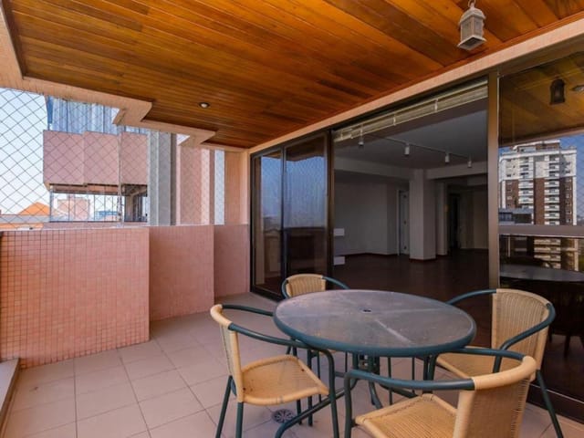Foto do Apartamento - Cabral, Apto 264m², 11º andar, Ed. Chácara Marumbi, Condomínio Clube, 4 quartos, 2 suítes, Lareira, churrasqueira, para locação, Curitiba, PR | Imobiliária GreenVille