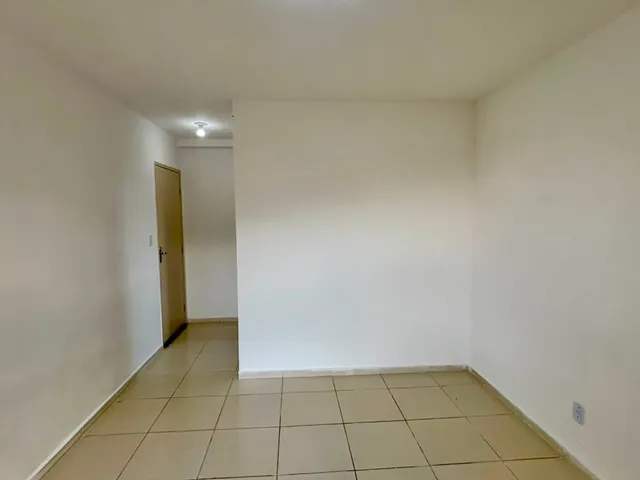 Apartamento com 60m² 3 quartos e 1 banheiro, para alugar, no bairro São Cristovão em São Cristóvão