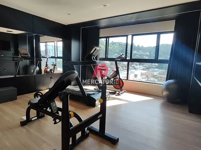 Apartamento 1 quarto e 1 banheiro, para alugar, no bairro Centro em Blumenau