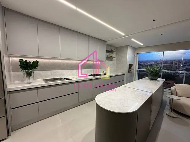 Apartamento com 197m² 3 quartos e 4 banheiros, à venda, no bairro Duque de Caxias em Cuiabá