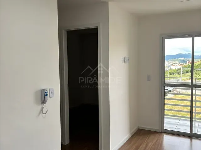 Apartamento 2 quartos e 1 banheiro, à venda ou para alugar, no bairro Jardins de Florença em Poços de Caldas