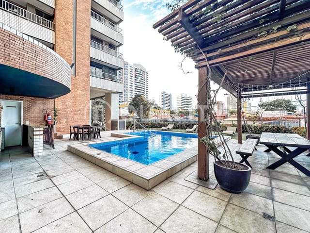 Apartamento com 117m² 3 quartos e 4 banheiros, à venda, no bairro Meireles em Fortaleza