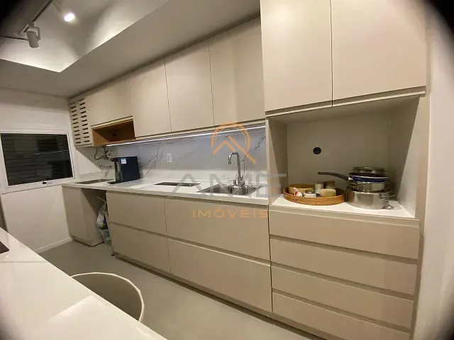 Apartamento 2 quartos e 1 banheiro, à venda, no bairro São Gonçalo em Pelotas