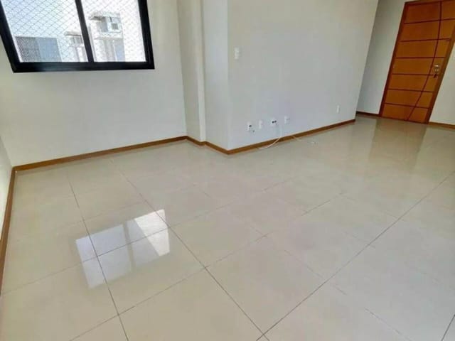 Apartamento 2 quartos e 2 banheiros, à venda, no bairro Centro em Campos dos Goytacazes