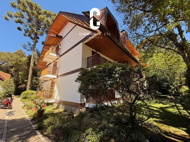 Apartamento 3 quartos e 3 banheiros, à venda, no bairro Vila Capivari em Campos do Jordão