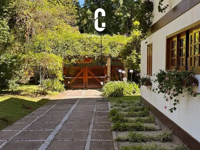 Apartamento 3 quartos e 3 banheiros, à venda, no bairro Vila Capivari em Campos do Jordão