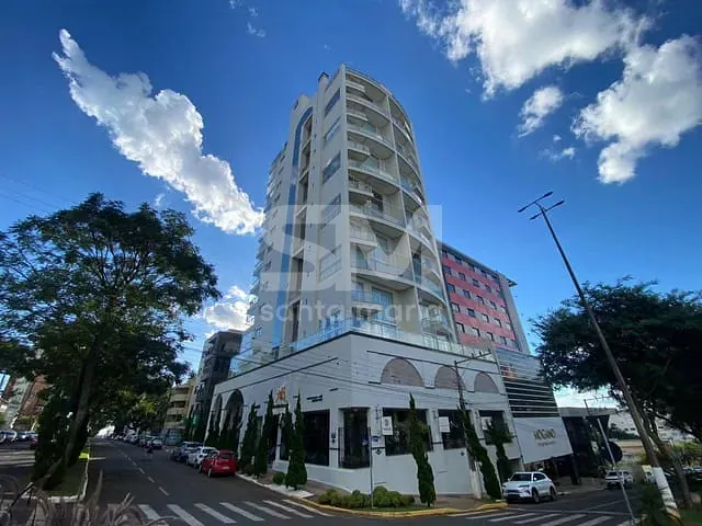 Apartamento 3 quartos e 2 banheiros, para alugar, no bairro Centro em Chapecó