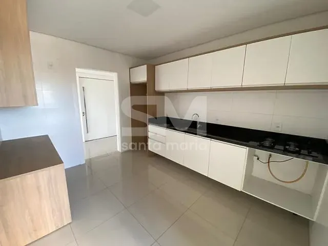 Apartamento 3 quartos e 2 banheiros, para alugar, no bairro Centro em Chapecó