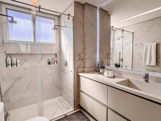 Foto do Apartamento - À Venda: Apartamento Alto Padrão no Cena Du Parc – 3 Suítes, Closet, Espaço Gourmet, Jacuzzi e Design Contemporâneo em 210m² Privativos | ApêHouse | Imobi