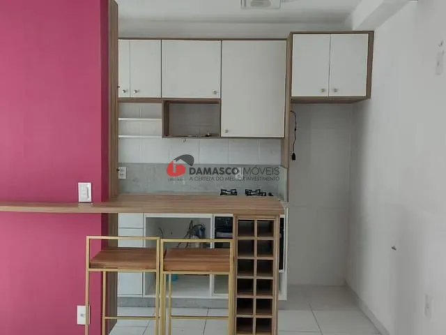 Apartamento 2 quartos e 1 banheiro, para alugar, no bairro Santa Maria em Santo André