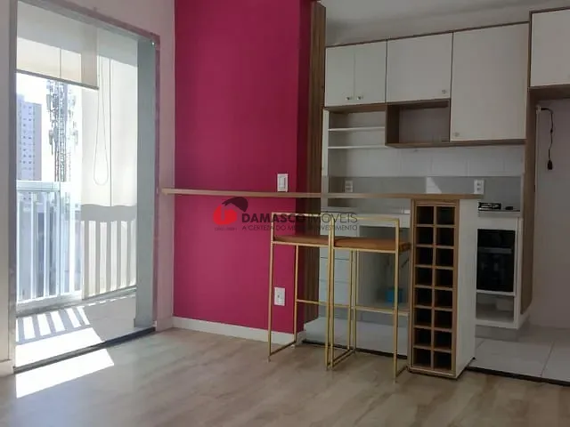Apartamento 2 quartos e 1 banheiro, para alugar, no bairro Santa Maria em Santo André