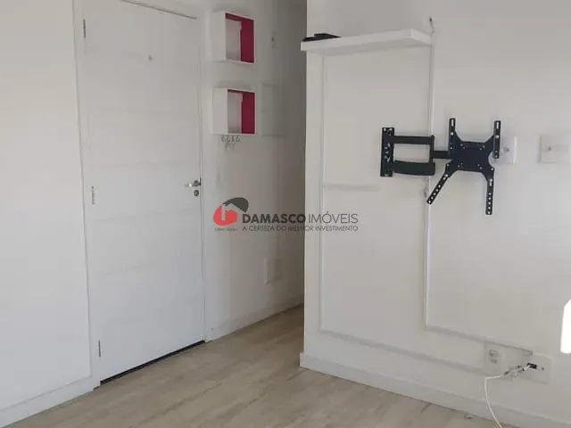 Apartamento 2 quartos e 1 banheiro, para alugar, no bairro Santa Maria em Santo André