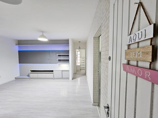Foto do Apartamento - Apartamento com CONDOMÍNIO INCLUSO para locação, São Sebastião, Palhoça, SC | Madri Imóveis
