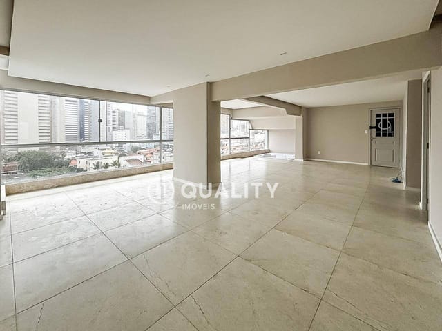 Apartamento com 182m² 3 quartos e 5 banheiros, à venda, no bairro Praia de Iracema em Fortaleza
