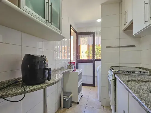 Apartamento com 77m² 3 quartos e 2 banheiros, à venda, no bairro Ahú em Curitiba
