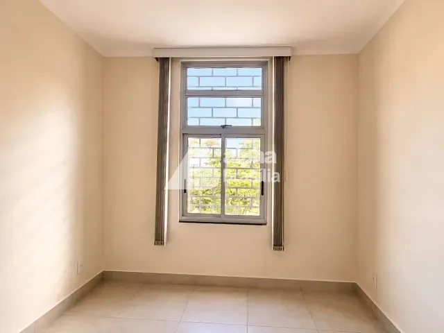 Apartamento com 60m² 2 quartos e 1 banheiro, para alugar, no bairro Asa Sul em Brasília