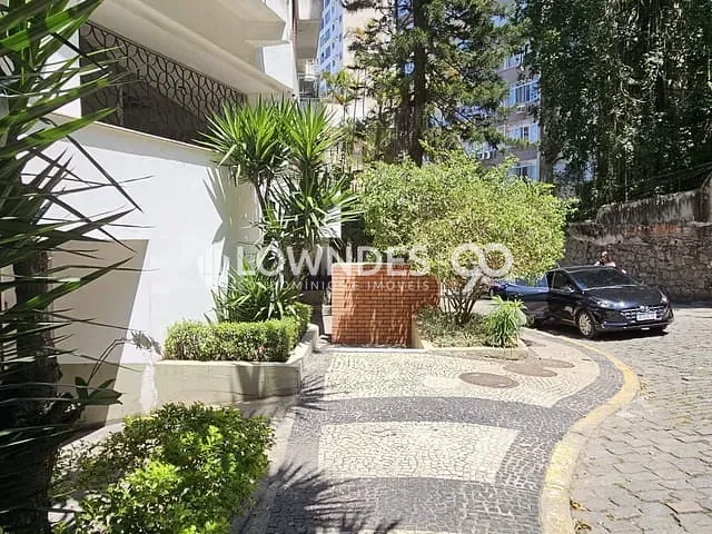 Apartamento 2 quartos e 2 banheiros, à venda, no bairro Copacabana em Rio de Janeiro