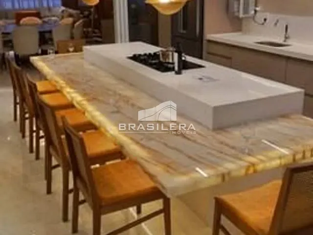 Apartamento com 254m² 4 quartos e 6 banheiros, à venda, no bairro Setor Marista em Goiânia