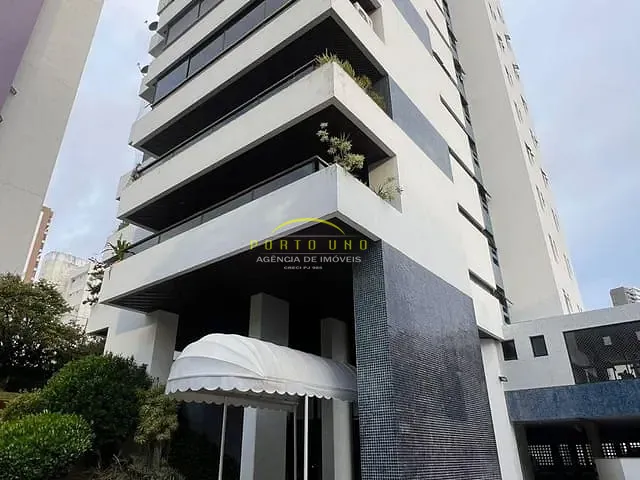 Apartamento com 335m² 4 quartos e 5 banheiros, à venda, no bairro Ondina em Salvador