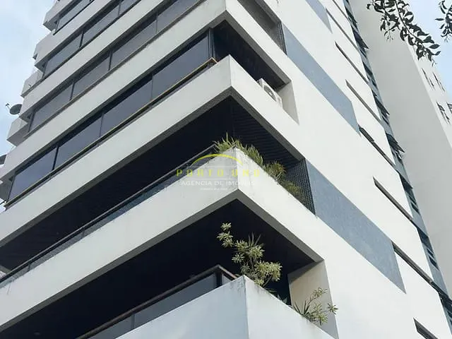 Apartamento com 335m² 4 quartos e 5 banheiros, à venda, no bairro Ondina em Salvador