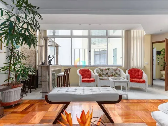 Apartamento com 165m² 3 quartos e 2 banheiros, à venda, no bairro Copacabana em Rio de Janeiro