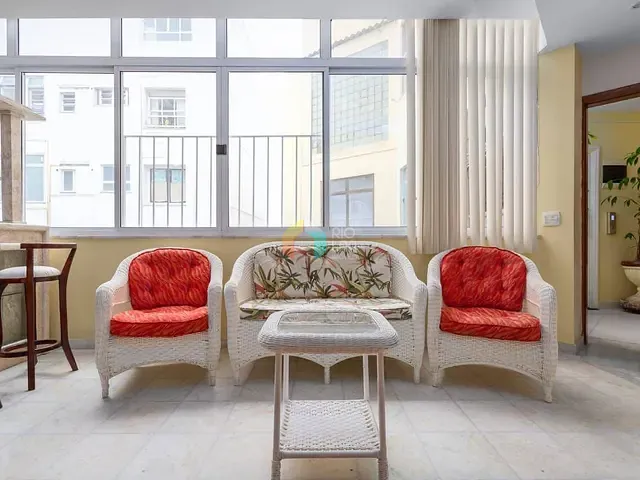 Apartamento com 165m² 3 quartos e 2 banheiros, à venda, no bairro Copacabana em Rio de Janeiro