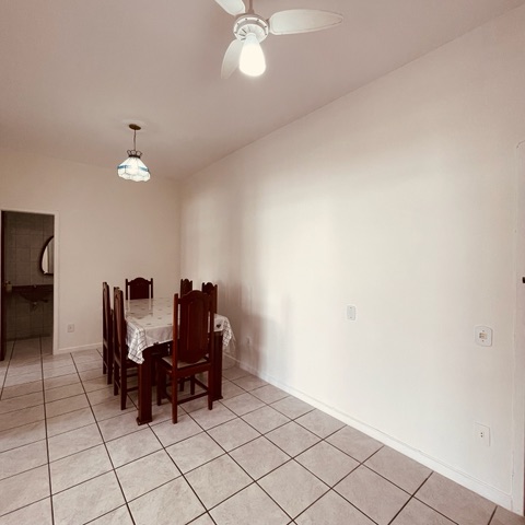 Apartamento 1 quarto e 1 banheiro, à venda, no bairro Centro em Cabo Frio